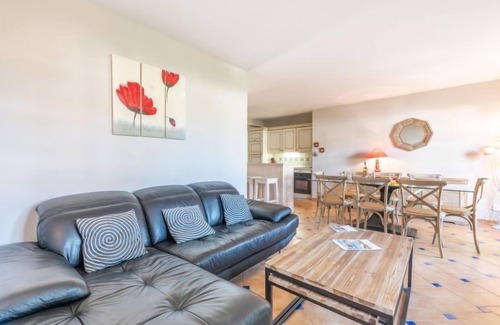 La Mole Apartment | Le Clos des Vignes by Interhome