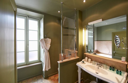 Beaune City Centre Bed & Breakfast | Le Clos Sainte Marguerite