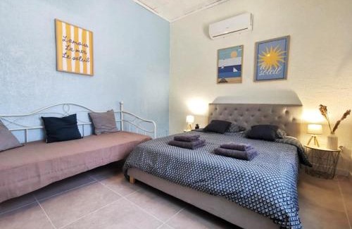Miramas Apartment | Le Cocon - Rénové I Clim I Terrasse I WIFI I Hypercentre