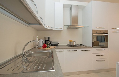 Lonato del Garda Apartment | Le Corti Caterina Apts with pool
