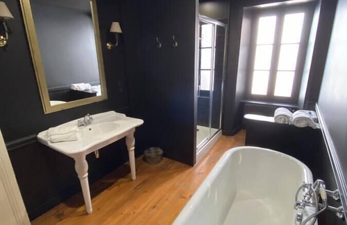 Saint-Georges-de-Montaigu Bed & Breakfast | Le Durivum