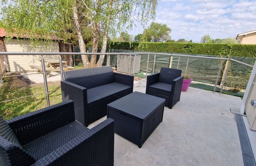 La Brede House | Le Ginestas, house with garden