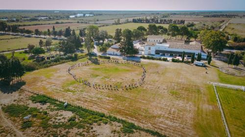 Saintes-Maries-de-la-Mer Hotel | Le Grand Sauvage - Domaine en Camargue