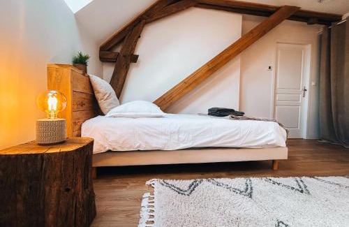 Chateauroux Apartment | Le Grenier d’Anatole : Parking/Haut Standing
