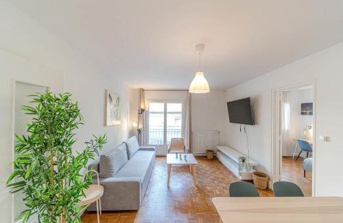 Zola - Pressense Apartment | Le Jardin d’Alexandre cosy 4 pers Charpennes