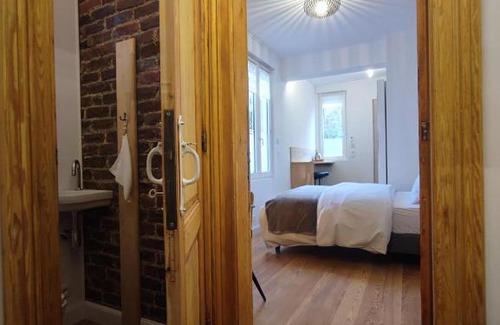 Saint-Laurent Apartment | Le Lîdje