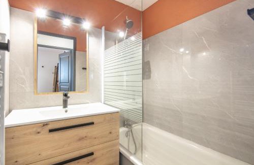 Chamrousse Apartment | Le Manchot - Au pied des remontées mécaniques