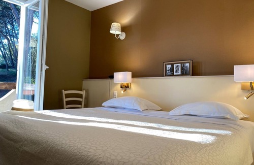 Grand Sud Hotel | Le Mas des Ecureuils