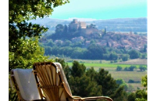 Ansouis House | Le Mas Serenity Sunflower Suite