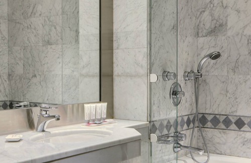 Al-Rawdah Hotel | Le Meridien Jeddah