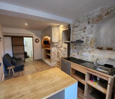 Casteljaloux Apartment | Le meublé de Jules et Jade