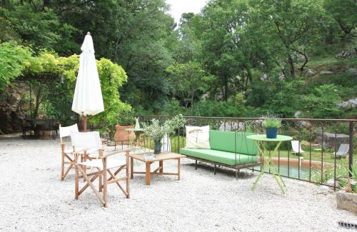 Saint-Antonin-sur-Bayon Bed & Breakfast | Le Moulin en Provence