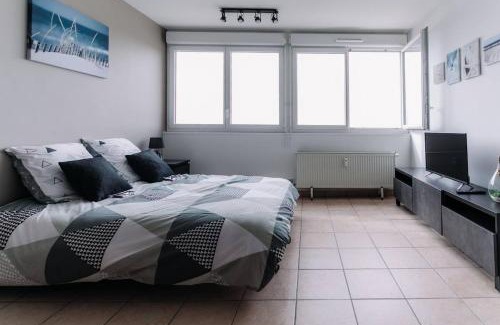 Dardilly Apartment | Le Nid Dardilly, Studio confort, calme, parking, Idéal pro