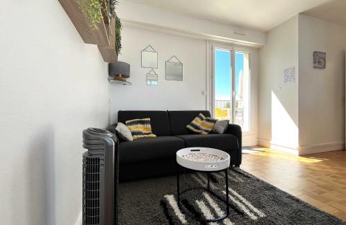 Notre-Dame Apartment | Le Nid du Roi - Appartement 3 Étoiles - Terrasse - Ascenseur