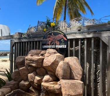 Sainte-Anne Hotel | Le NIL