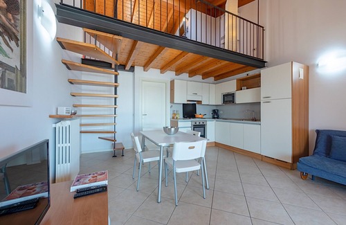 Pulciano Apartment | Le Olive 8/4 Apartment by Wonderful Italy