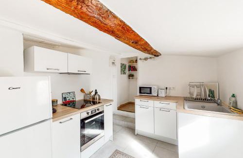 Aix-en-Provence Historic Centre Apartment | Le Pǐgeonnier - Un Voyage En Provence