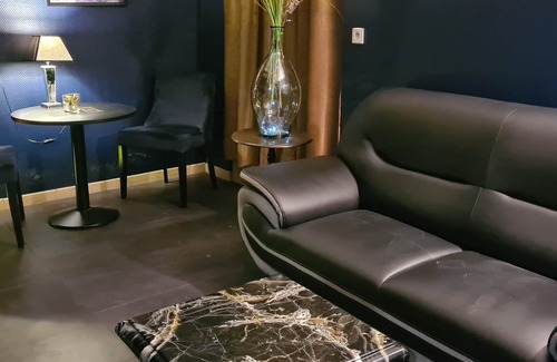 Quartier Saint-Martin Hotel | Le Patio De La Dordogne