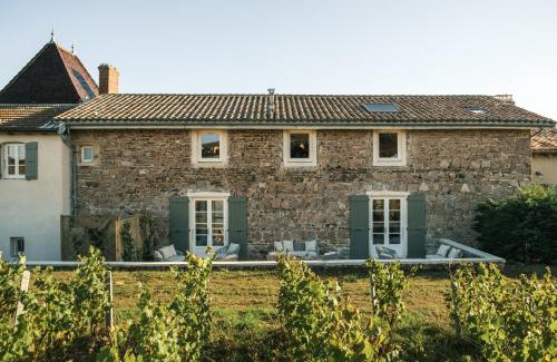 Julienas House | Le Pavillon des Capitans