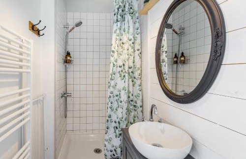 Le Meux Apartment | Le Petit Cocon par Your Sweet Loc