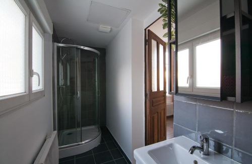 Saint-Andre-les-Vergers Apartment | Le Petit St André - Appt pour 4