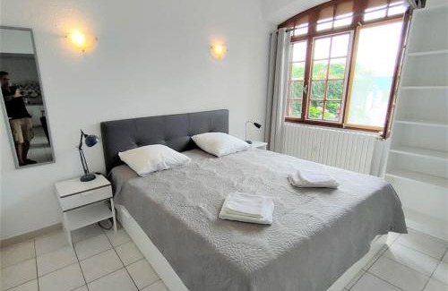 Goudargues Apartment | Le petit Goudarguais