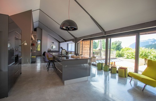 Duingt Hotel | Le Petit Létraz
