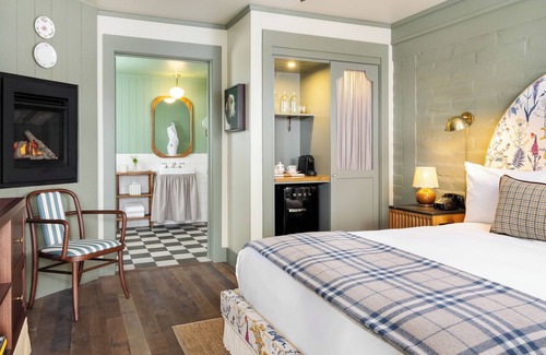 Northeast Carmel Hotel | Le Petit Pali at Ocean Ave