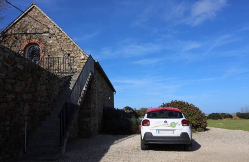 Plougrescant House | Le Phare du Paon - Plougrescant