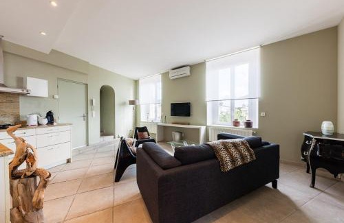 Roucas-Blanc Apartment | Le Protis