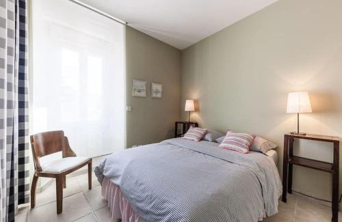 Roucas-Blanc Apartment | Le Protis