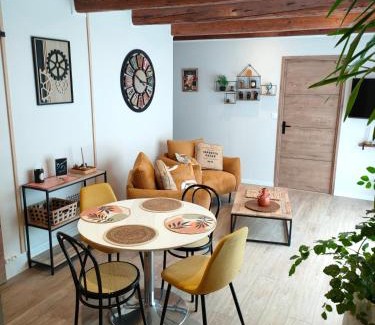 Champagnole Apartment | Le PTit Atelier, Appartement cosy à Champagnole
