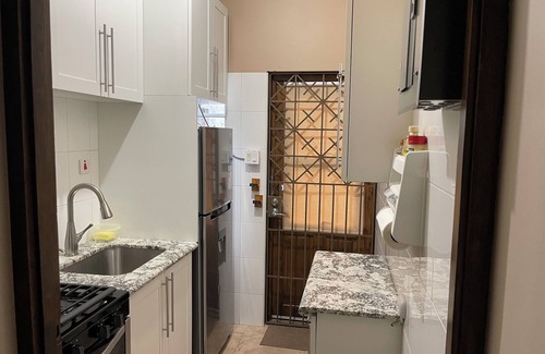 Molynes Gardens Apartment | Le Quad's Studio ~ Private, Secured & Elegant