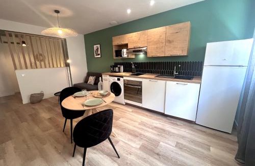 Agen Apartment | LE QUAI 1 - Spacieux Studio NEUF CALME - CLIM - WiFi - Gare à 200m