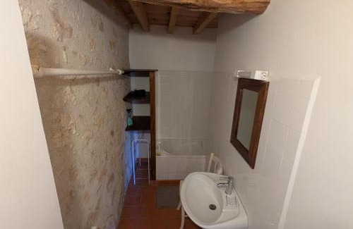 Saint-Mezard Apartment | Le Sabathe