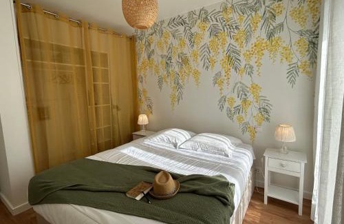 Rodez Apartment | Le Serenity - lit XL, Parking, Proche Centre