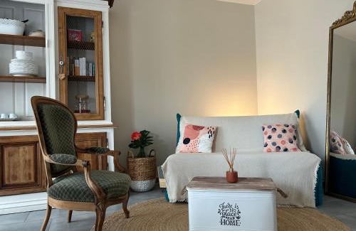 Rodez Apartment | Le Serenity - lit XL, Parking, Proche Centre