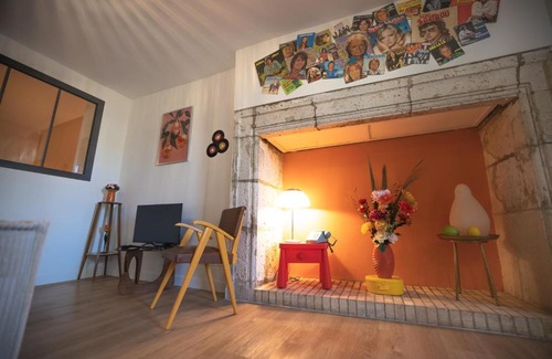 Agen Apartment | Le Seventies & Spa Appartement spacieux et athypique, cœur du centre ville