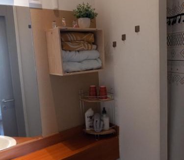Les Halles - Valliere Apartment | Le studio des halles avec climatisation 15m2