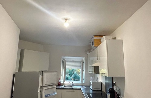 Mulhouse Apartment | Le suite des rêves est situé dans centre-ville,WiFi gratuit, parking, Netflix.