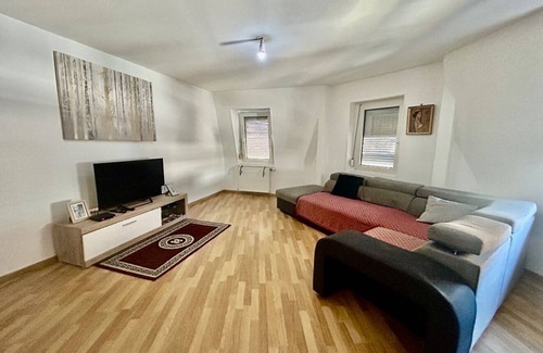 Mulhouse Apartment | Le suite des rêves est situé dans centre-ville,WiFi gratuit, parking, Netflix.