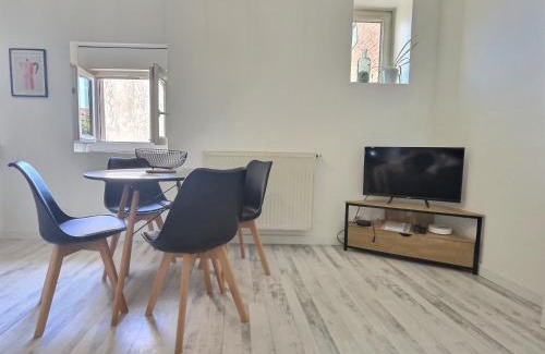 Bourg-les-Valence Apartment | Le thannaron - Centre ville