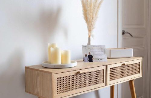 Le Raincy Apartment | Le Théophile - 25 min from Paris