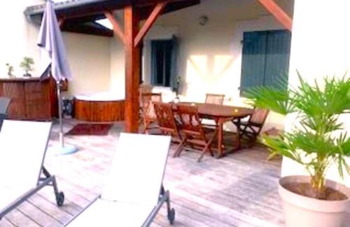 Chalais House | LE TILLEUL GITE SUD CHARENTE