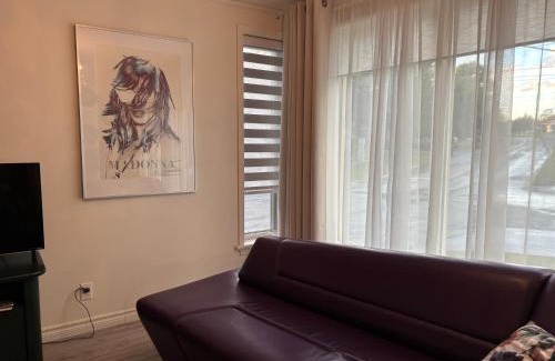 Lac-Megantic Apartment | Le Vétérans , Au Cœur du Centre-Ville , Tout à Pied !