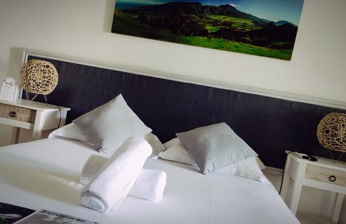 Saint-Pierre De La Reunion Hotel | Le Victoria