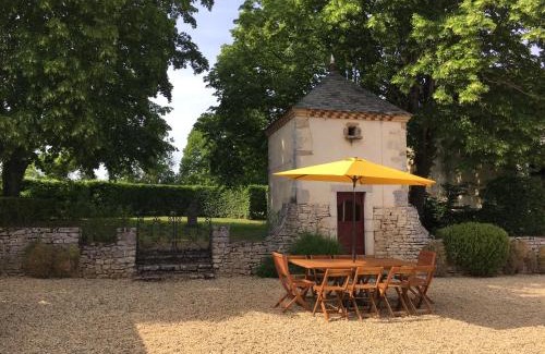 Pouzy-Mesangy Villa | Le Vieux Colombier