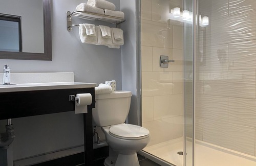 Mattawa Hotel | Le Voyageur Inn
