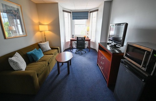 Mattawa Hotel | Le Voyageur Inn