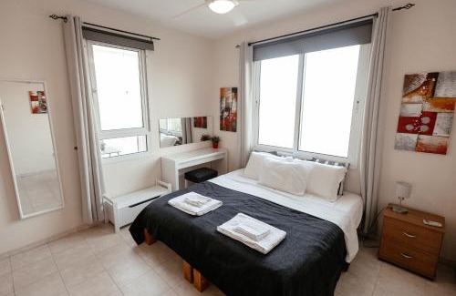 Tersefanou Villa | Leah's Deluxe Villa
